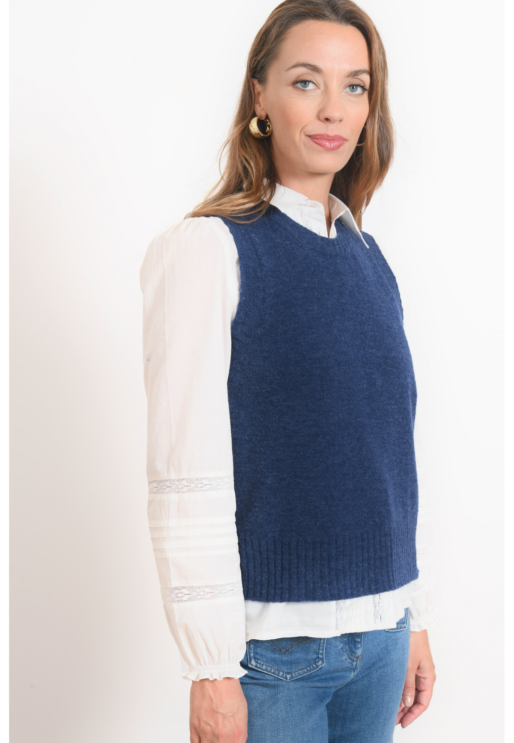 Pull sans manches confortable avec détails bouton - noir